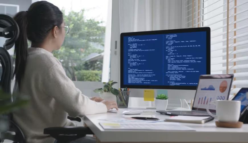 正宁县企业数字化解决方案:机器学习赋能商业模式升级的核心路径